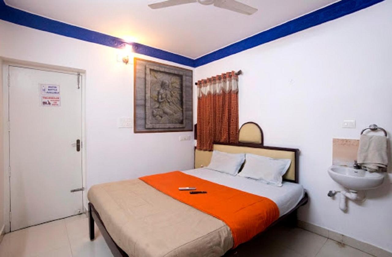 Sachin Sea View Residency Pondicherry Exterior foto