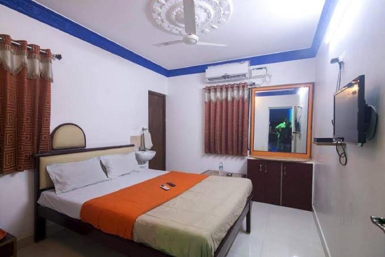 Sachin Sea View Residency Pondicherry Exterior foto